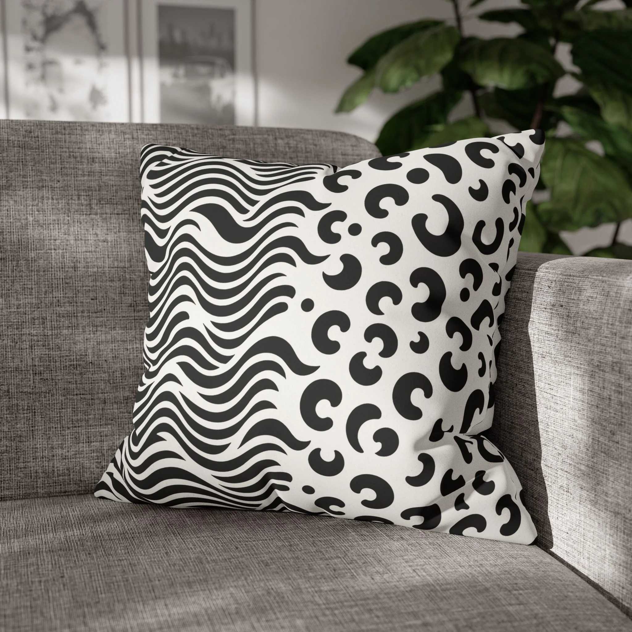 Is that a Cheetah Double Sided Cushion? - Image 5